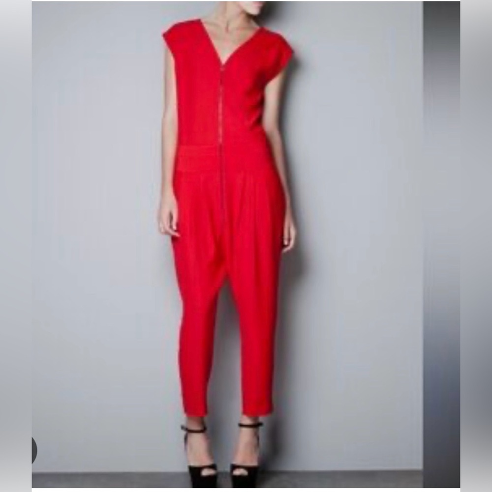 Zara ❤️ Bold Red Zip-Front Jumpsuit | Modern Minimalist Statement Piece